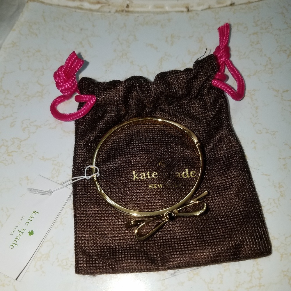 New with Tags Kate Spade ♠️ bow bracelet!!